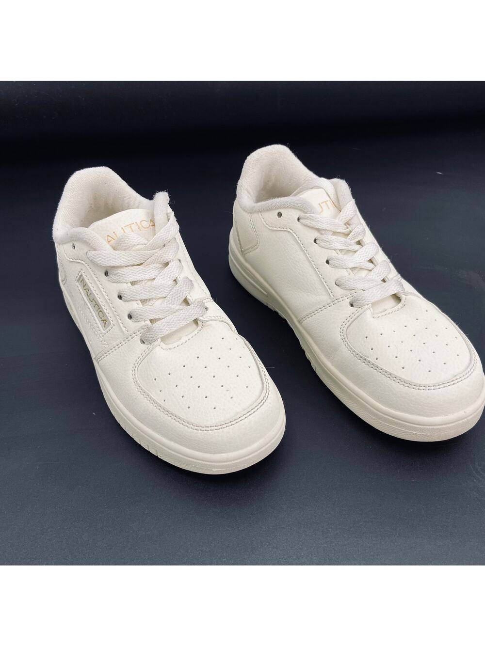 Nautica Girls White Tennis Shoes Size 13 - Great Condition